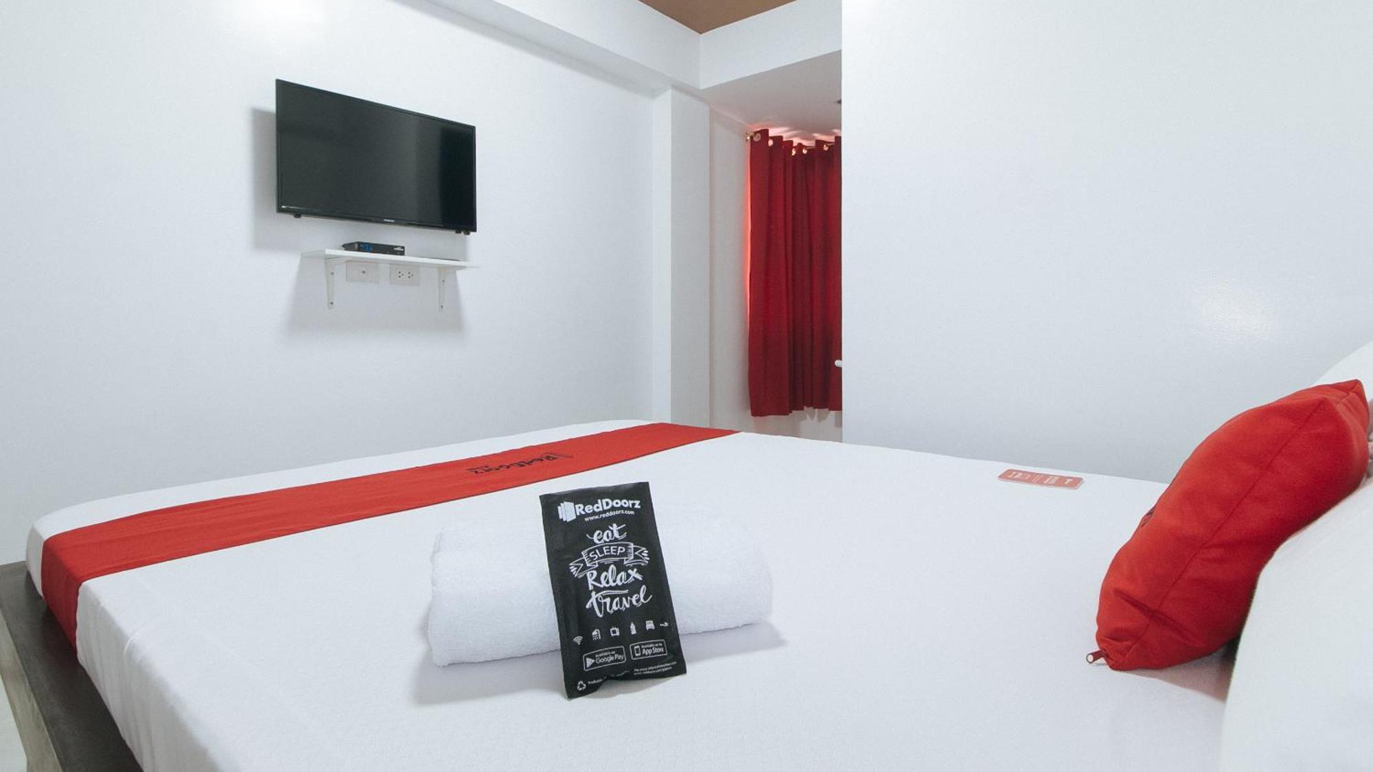 Hotel Reddoorz Near Ust Sampaloc Manila Exterior foto